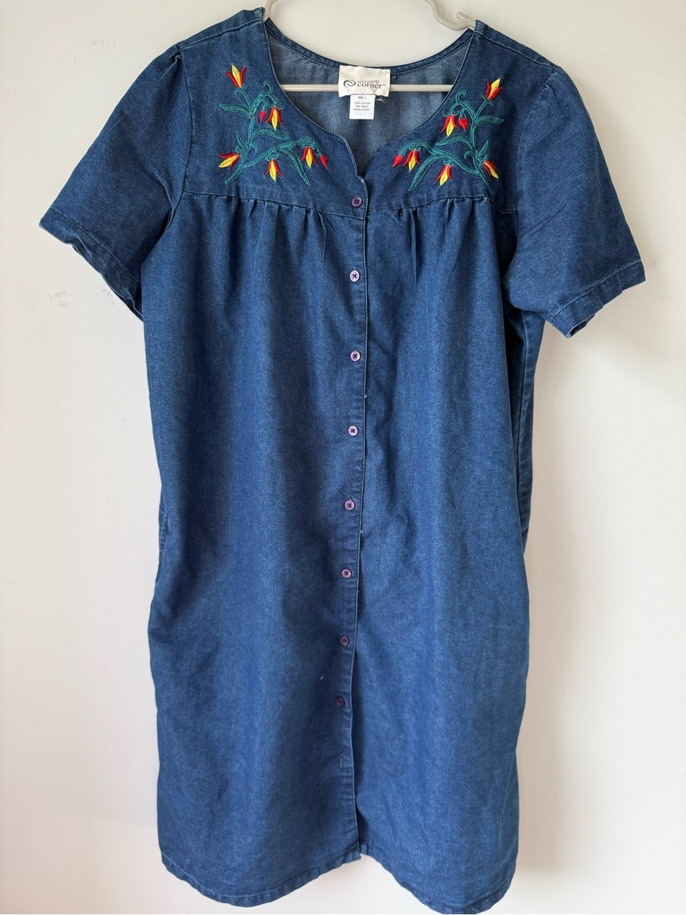 VTG Cozee Corner Denim Floral Embroidered Dress Button Down Cotton Blue Size L
